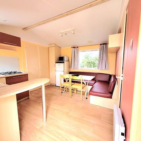 Camping Les 2 Salamandres Arces-sur-Gironde Bagian luar foto